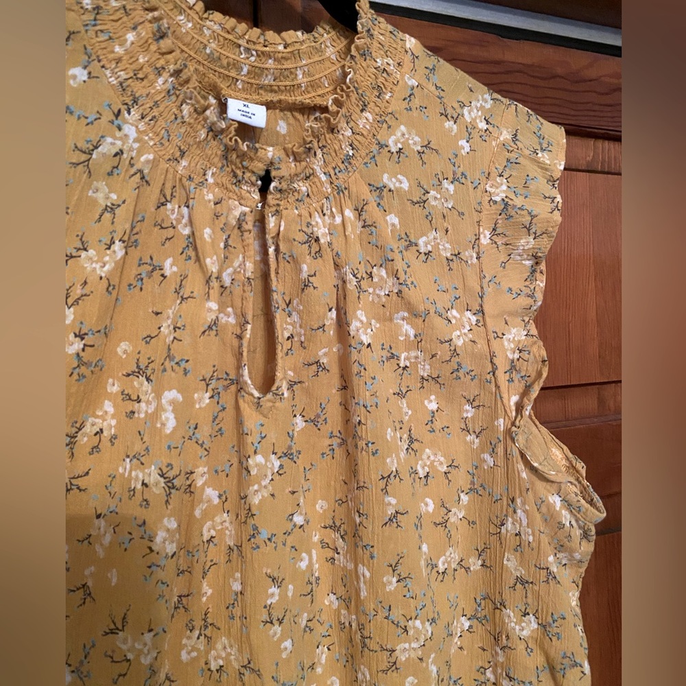 Old Navy Blouse
